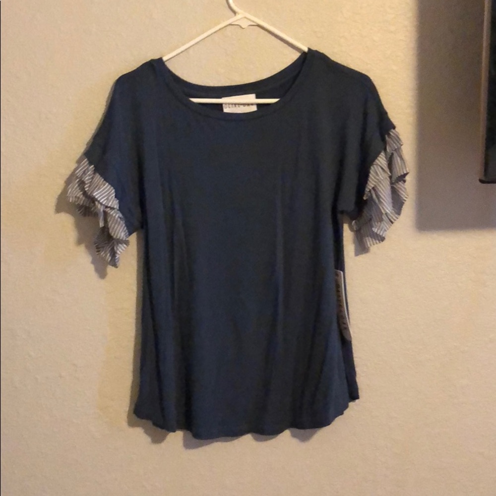 Olive & Oak Dorit Top